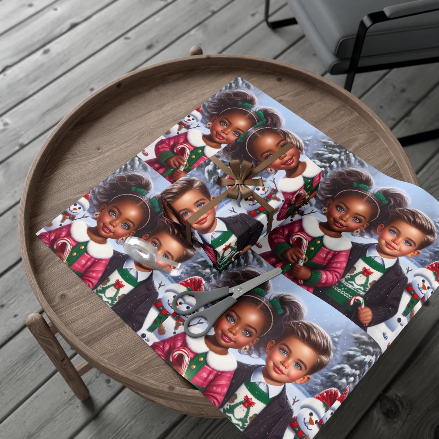 Christmas Friends Gift Wrap Papers